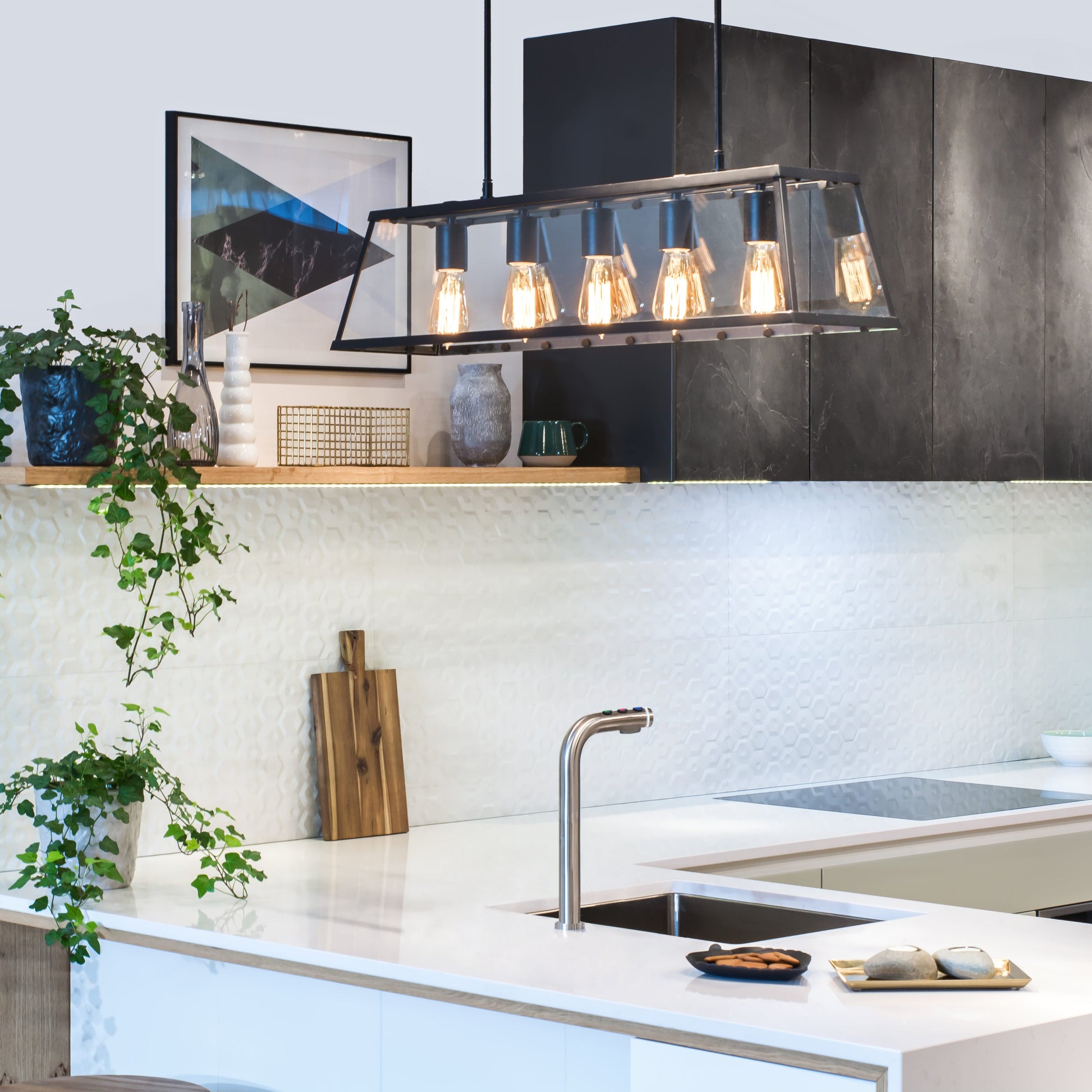Marco Friia Font Undercounter Water System Lifestyle Image